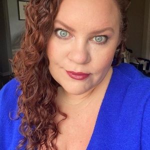 Meet your Posher, Anita